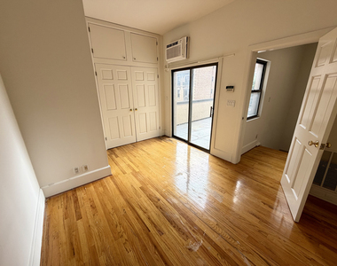 113 East 31st Street - Photo Thumbnail 6
