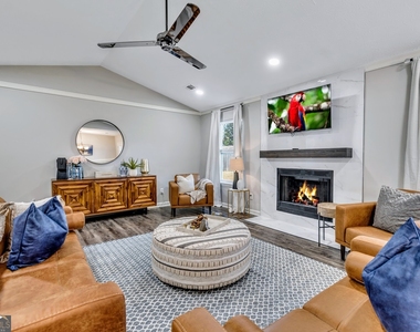 10960 Morning Dove Drive - Photo Thumbnail 1