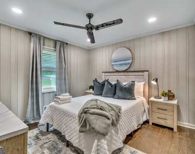 597 S Gordon Road Sw - Photo Thumbnail 9