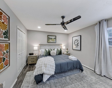3715 Clearwater Drive - Photo Thumbnail 18