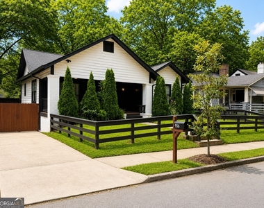 906 Westmont Road Sw - Photo Thumbnail 2