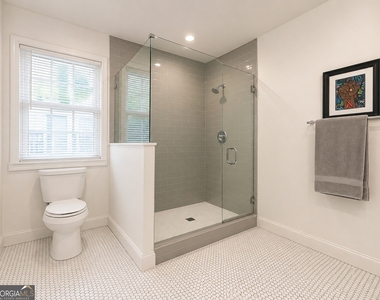 906 Westmont Road Sw - Photo Thumbnail 18