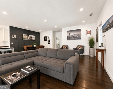 906 Westmont Road Sw - Photo Thumbnail 6