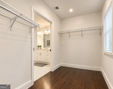 906 Westmont Road Sw - Photo Thumbnail 21