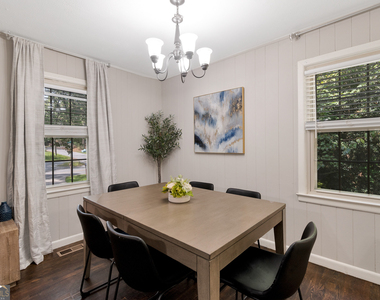 240 Lake Drive - Photo Thumbnail 3