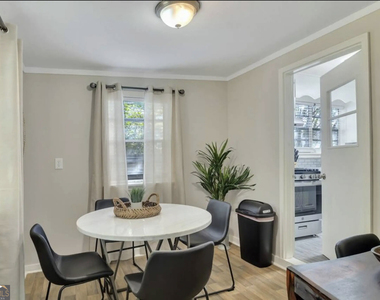 50 Oak Street - Photo Thumbnail 6