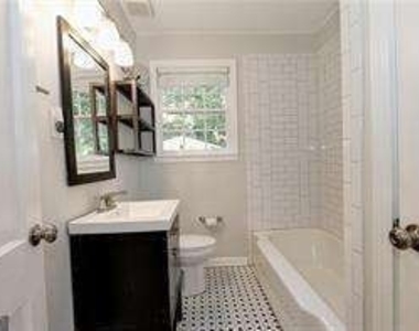 923 S Candler Street - Photo Thumbnail 6