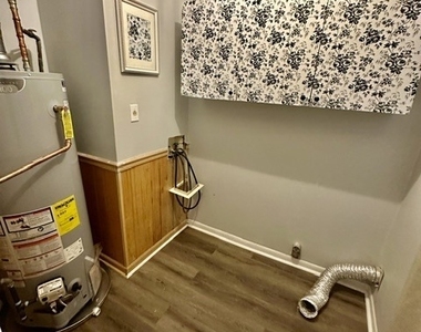 10178 Top Tree Court - Photo Thumbnail 3