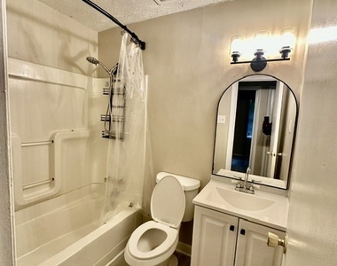 10178 Top Tree Court - Photo Thumbnail 4