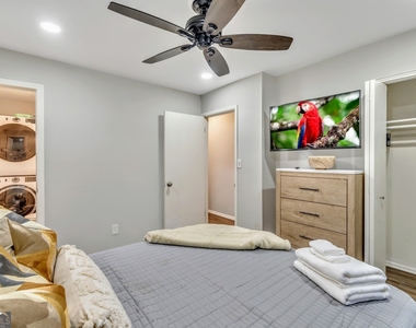 4589 Ryan Road - Photo Thumbnail 20