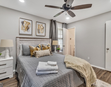 4589 Ryan Road - Photo Thumbnail 19