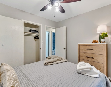 4589 Ryan Road - Photo Thumbnail 16