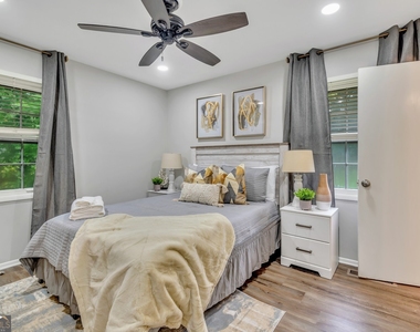 4589 Ryan Road - Photo Thumbnail 18