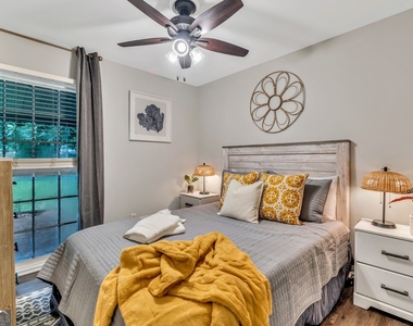 4589 Ryan Road - Photo Thumbnail 11