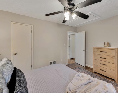160 Booth Road Sw - Photo Thumbnail 17