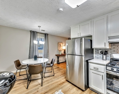 160 Booth Road Sw - Photo Thumbnail 8