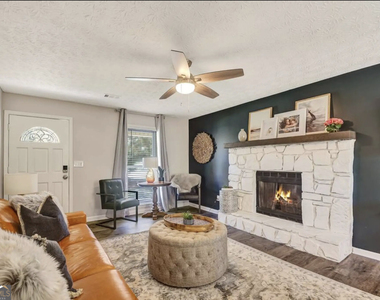 160 Booth Road Sw - Photo Thumbnail 2