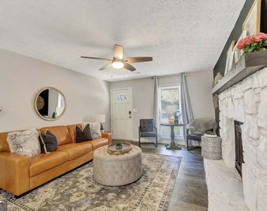 160 Booth Road Sw - Photo Thumbnail 1