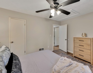 160 Booth Road Sw - Photo Thumbnail 15