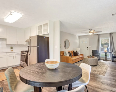 160 Booth Road Sw - Photo Thumbnail 5