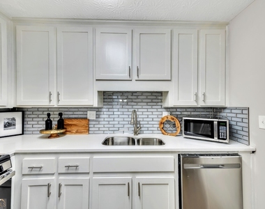 160 Booth Road Sw - Photo Thumbnail 10