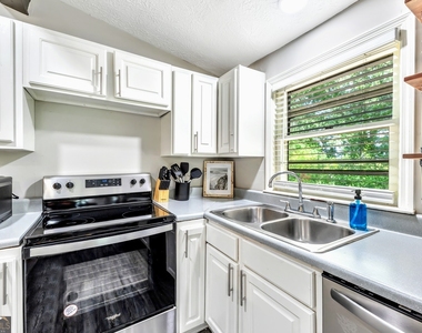 165 Cole Lake Road - Photo Thumbnail 8