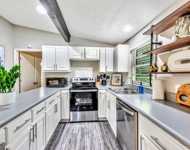 165 Cole Lake Road - Photo Thumbnail 7