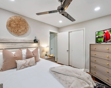1131 Stoneybrook Road - Photo Thumbnail 22