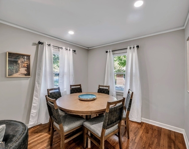 1131 Stoneybrook Road - Photo Thumbnail 5