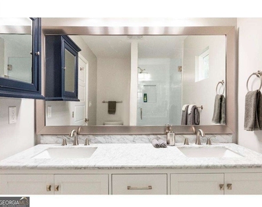 2032 North Avenue Nw - Photo Thumbnail 9