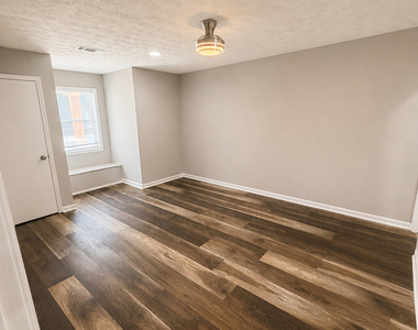 1116 Summer Brook Road - Photo Thumbnail 11