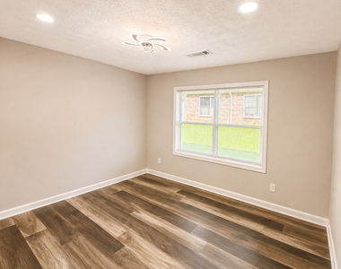 1116 Summer Brook Road - Photo Thumbnail 14