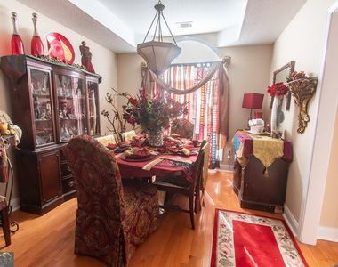 109 Laketrail Drive - Photo Thumbnail 3