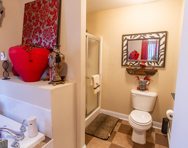 109 Laketrail Drive - Photo Thumbnail 7