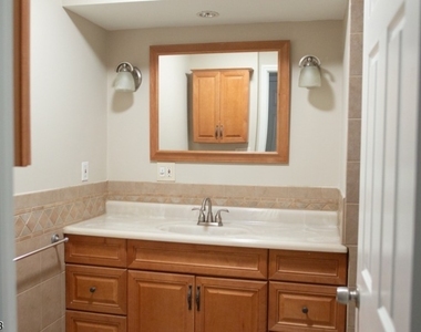2484 Seymour Ave - Photo Thumbnail 18