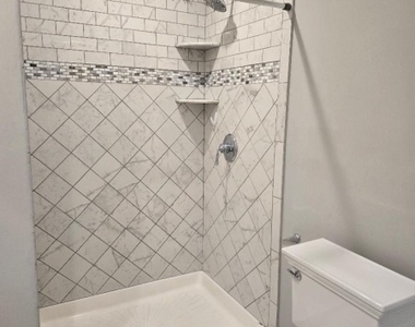 16 Roosevelt Dr - Photo Thumbnail 7