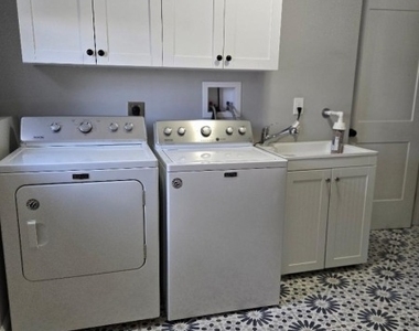 16 Roosevelt Dr - Photo Thumbnail 16