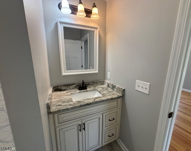 800 Drake Ave - Photo Thumbnail 14