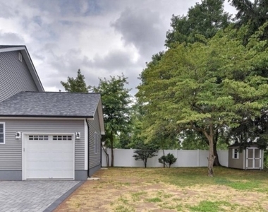 800 Drake Ave - Photo Thumbnail 3