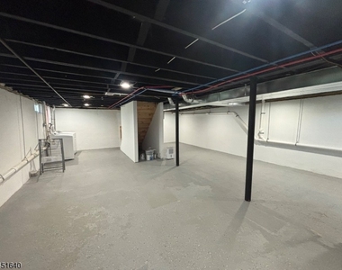 800 Drake Ave - Photo Thumbnail 23