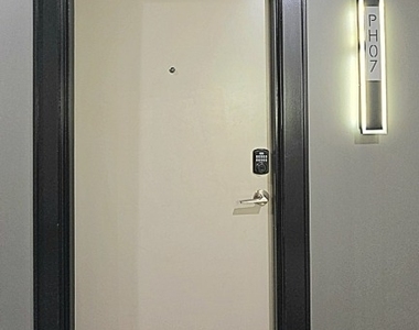 1 Carriage City Plz - Photo Thumbnail 1