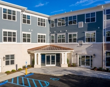 663 Springfield Ave - Photo Thumbnail 2