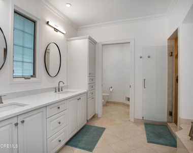 38 Vroom Avenue - Photo Thumbnail 7