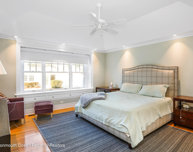 38 Vroom Avenue - Photo Thumbnail 6