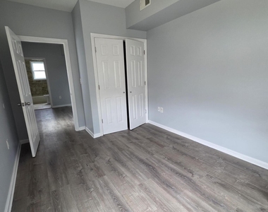 66 Center Avenue - Photo Thumbnail 13