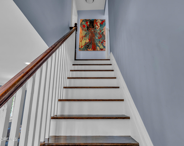1318 Locust Drive - Photo Thumbnail 20