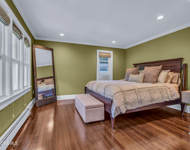 1318 Locust Drive - Photo Thumbnail 24