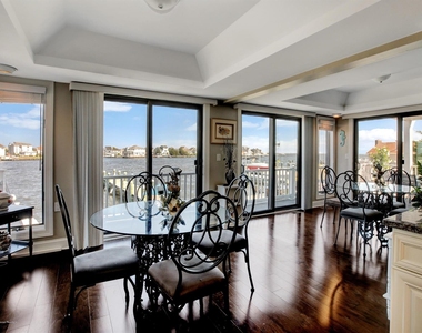 374 Aldo Drive - Photo Thumbnail 12