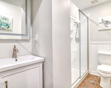 18 Abbott Avenue - Photo Thumbnail 9