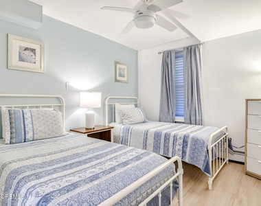 18 Abbott Avenue - Photo Thumbnail 8